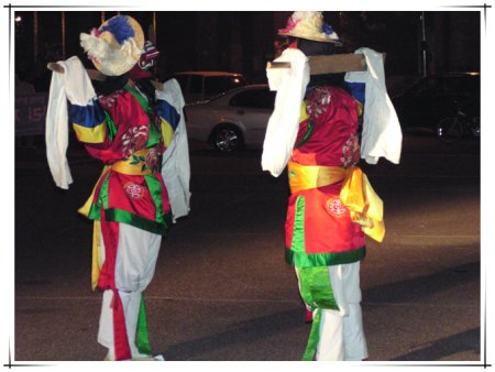 perform2520028.jpg